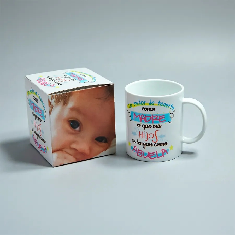 Taza con frase para la abuela y su caja con foto del nieto